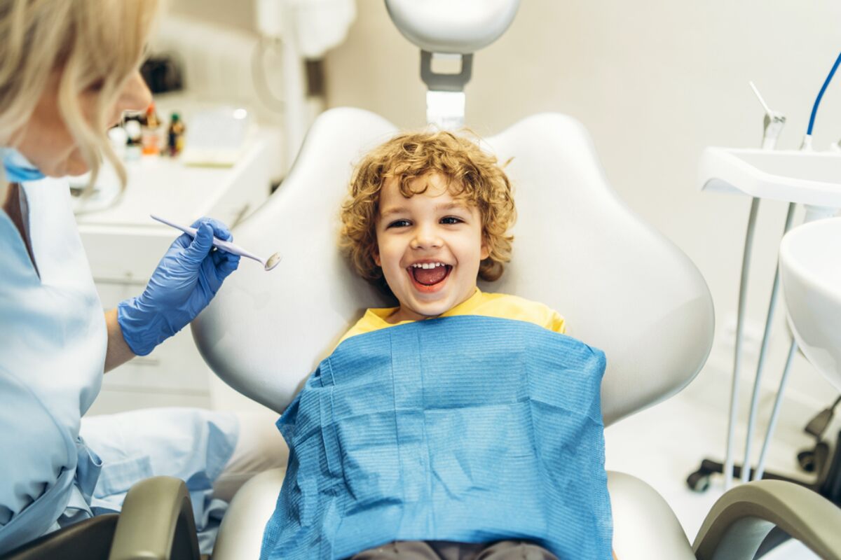 when should your child have their first dental visit